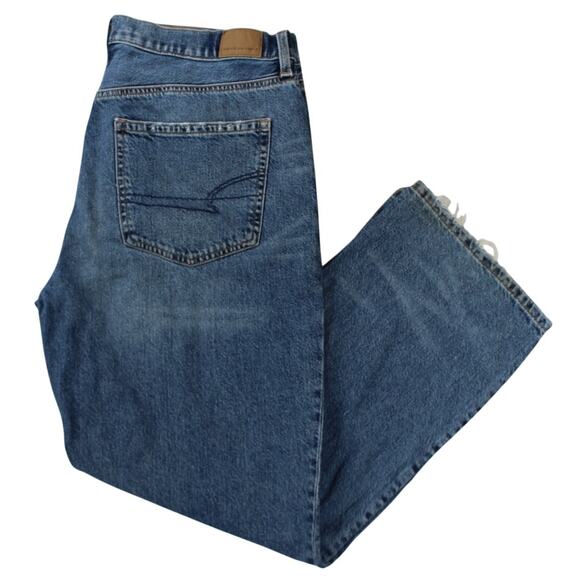American Eagle Low-Rise Baggy Jeans Women’s 14 Short Distressed Hem - Picture 1 of 14